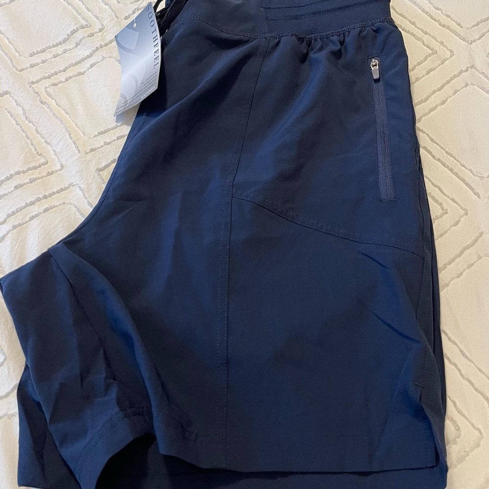 Men’s Running Shorts, 7 in. inseam, lightweight, zipper pockets